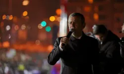 Özgür Özel yurttaşlara seslendi: "Teslim olmayacağız!"