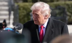 SON DAKİKA Trump'ın konuşması öncesi silah sesleri!