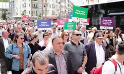 Menemen’de Engelliler Haftası’nda anlamlı yürüyüş: “Hiçbir yol engel değildir”