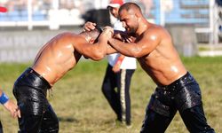 Yuntdağı Yağlı Güreşleri’nde başpehlivan Feyzullah Aktürk oldu!