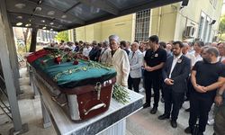 İzmir sağlık camiasını yasa boğan ölüm: Dr. Hakan Bayrakcı son yolculuğuna uğurlandı!