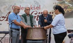 Bornova’da 3 bin 500 can aynı sofrada buluştu: "Kerbela bizim adalet pusulamızdır"