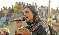 Pakistan'ın dünyaca ünlü insan hakları aktivisti Mahrang Baloch'a ömür boyu hapis!
