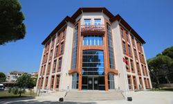 Bayındır’da yasaklı madde Operasyonu: 4 adrese baskın, 3 gözaltı