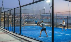 Padel kortları Bostanlı'da yükseliyor!