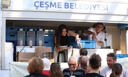 Çeşme Cumhuriyet Meydanı ve Alaçatı’da tek yürek: Bereket paylaştıkça çoğaldı!