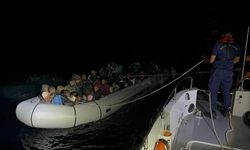Çeşme açıklarında göçmen operasyonu: Aralarında çocukların da bulunduğu 39 kişi yakalandı
