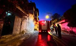 İzmir'de korkutan yangın! Felaketin eşiğinden döndüler