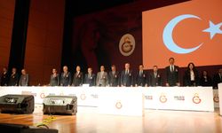 Galatasaray'da Özbek yönetimine tam yetki!