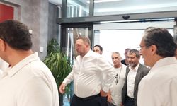 Gergin gecenin ardından Gümrükçü, sabah erkenden makama geldi!