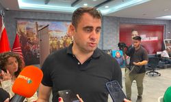 Görevden alınan Güç, il binasında nöbette: "Butlanı da, Gümrükçü'yü de tanımıyoruz"