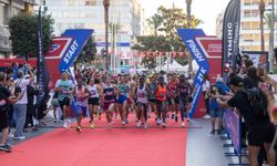 İzmir'de 9 Eylül coşkusu yarı maratonla taçlanacak!