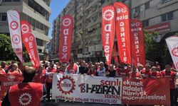 İzmir'de DİSK'ten 15-16 Haziran anması: " Ya hep beraber ya hiçbirimiz"