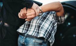 İzmir'de uyuşturucu operasyonu: 3 tutuklama!