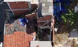 Konak'ta drone destekli yasaklı madde operasyonu: Firari hükümlüler yakalandı