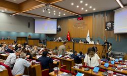 Meclis'te AK Parti'den CHP sıralarına göndermeli mesaj: " Daha yeni başlıyoruz"