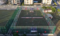 Menderes'te rekabet dolu ayak tenisi turnuvası!