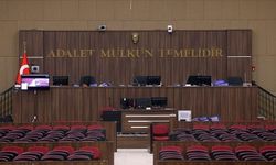 Menemen'de eski eşi ve oğluna otomobille çarpan sanığın yargılanmasına devam edildi!