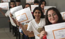 Ortaokulda öğrencilere diploma veriliyor mu? 8. sınıfta diploma var mı?