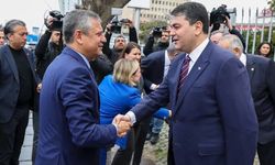 Zafer Şahin'in Demokrat Parti Özgür Özel'e teklif götürdü iddiasına jet yalanlama!