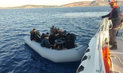 Seferihisar açıklarında göçmen operasyonu: 22 düzensiz göçmen yakalandı