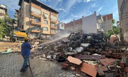 Kriz uzlaşıyla çözüldü: Buca Tüneli’nin hasar verdiği o bina yıkıldı!