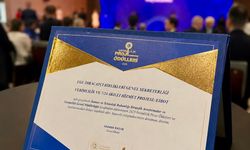 EİB’nin yapay zeka asistanı EiBoT’a bakanlık onuru!