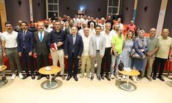 Rasim Özdenören İzmir'de anıldı! Edebiyat ve medeniyet mirası akademik programda ele alındı