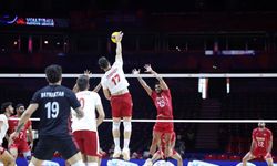 Tarihi zafer! Filenin Efeleri ilk kez VNL'de çeyrek finalde