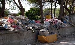 Konak’ta çileden çıkartan moloz yığınları: AK Partili Başdaş “İşte sözün bittiği yer!”