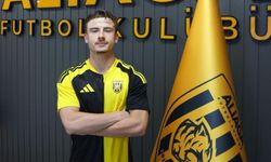 Aliağa FK'dan transfer hamlesi: Sercan Demirkıran imzayı attı, Oktay Kancı ile yollar ayrıldı