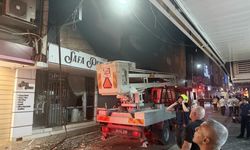 Aydın'da alışveriş merkezinde korkutan yangın! İtfaiyenin tesadüf eseri bölgede olması faciayı önledi