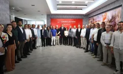 Görevden alınan CHP İzmir İl Başkanı Çağatay Güç ilçe başkanlarını topluyor