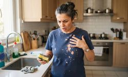 Çamaşır suyu değen kıyafetleri sakın atmayın! Bu yöntem rengi geri getiriyor
