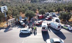 Çanakkale-İzmir karayolunda zincirleme kaza! 4 araç birbirine girdi: 1'i ağır 4 yaralı