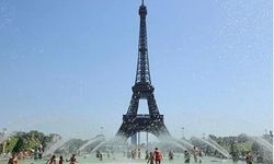 40 derecelik sıcaklar Paris'i vurunca Eyfel Kulesi'nden turistlere uyarı geldi: Kapılar kapanıyor!