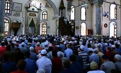 Diyanet İşleri Başkanlığı'ndan sosyal medya uyarısı: Yaptıklarınızı gözetleyen ve kaydeden melekleri unutmayın!