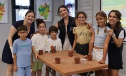 Efes’te çocuklar toprakla buluşuyor: "Çocuklarımızın elleri toprağa dokunsun istedik"