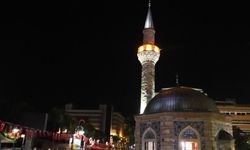 İzmir'de 15 Temmuz anma programı tamamlandı! Camilerden aynı anda sela okundu