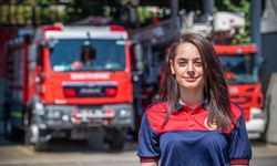 İzmir İtfaiyesi’nin tek kadın şoförü: "O koltuğa oturduğumda cinsiyet biter"