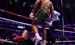 Anthony Joshua, Kristian Prenga'yı nakavt etti: Gözler şimdi Tyson Fury maçında