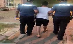 Karşıyaka'da aranan hükümlü yakalandı! 27 yılın üzerinde hapis cezası bulunuyordu