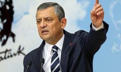 Özgür Özel'den Çankaya operasyonuna sert tepki: "Dimdik ayaktayız"