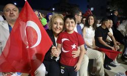 Menderes’te 30 Ağustos gururu: Kortejler sokakları doldurdu!