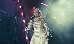 Gökhan Türkmen ve Ajda Pekkan 5. İstanbul Festivali'nde sahne aldı!
