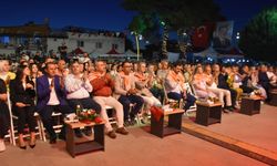 Menemen'de incir şöleni! 6. Festival renkli görüntülere sahne oldu