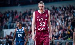 Aliağa Petkimspor’dan pota altına dev takviye! 2.18’lik Anzejs Pasecniks İzmir’de