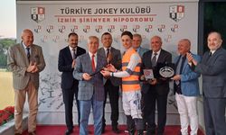 İzmir’de Demirci Akıncıları Koşusu 4. kez düzenlendi! Demircililer Şirinyer Hipodromu’nda buluştu