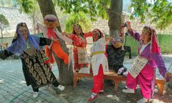 Buca'da kavun ve susuz incir festivali coşkuyla kutlandı