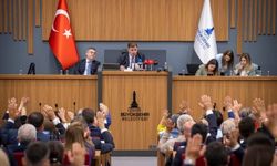 Büyükşehir Meclisi'nde kartlar yeniden dağıtılıyor!  Kim hangi koltuğa oturacak?